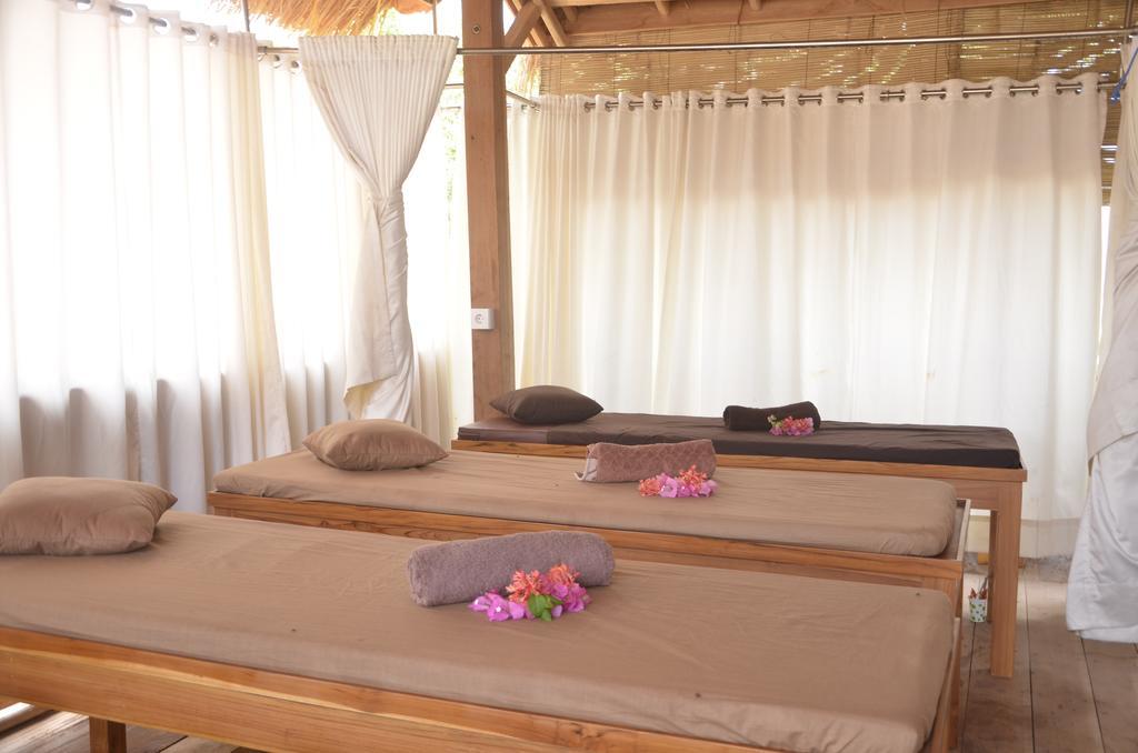Gili Sands Hotel & Bar Gili Trawangan Exterior foto